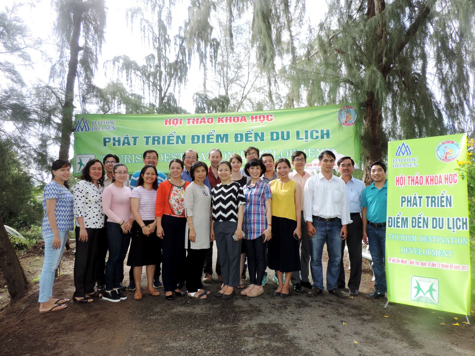 Xúc tiến đầu tư và phát triển du lịch huyện Ba Tri (Bến Tre)